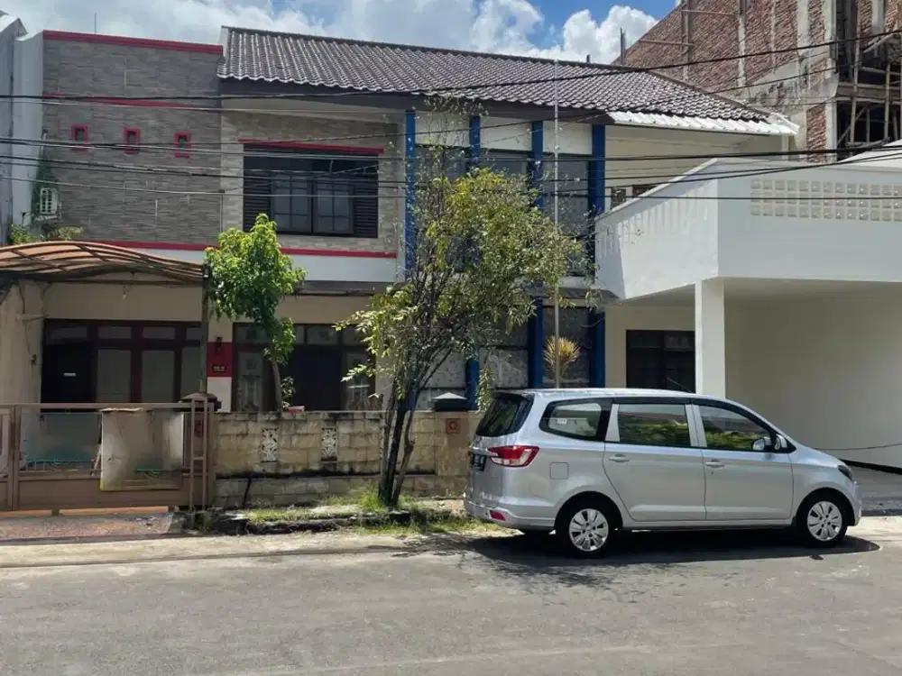 Rumah Bagus 2 lantai di Harapan Indah Regency Bekasi