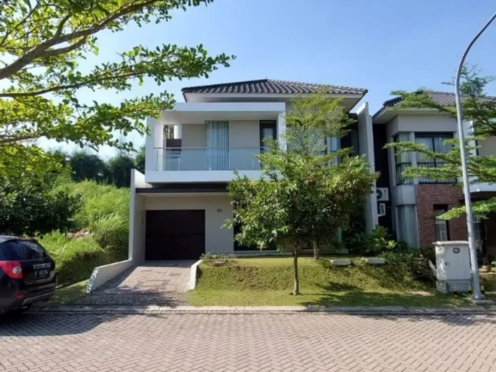 Disewakan Rumah Luas di Kota Baru Parahyangan  Tatar Kumalasinta Bandung