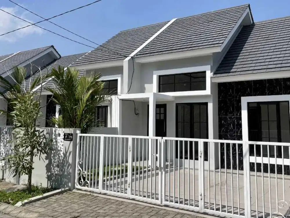 Rumah Di Pusat Kota Sidoarjo, Ready Siap Huni, 12 Menit Ke Akses Toll