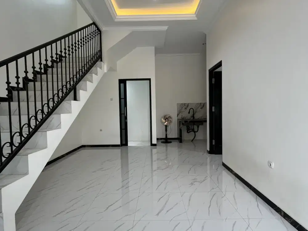 TOWNHOUSE american Classic Dp 2 juta Pancoran mas Depok