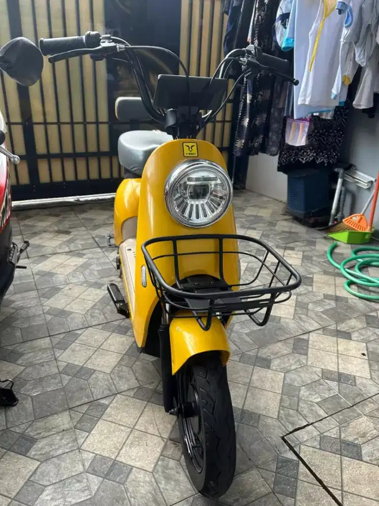 Sepeda listrik winfly rf7