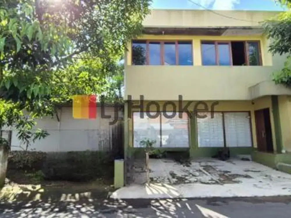 Dijual Rumah di Komplek Velodrome Cimahi, Cocok untuk Ruang Usaha