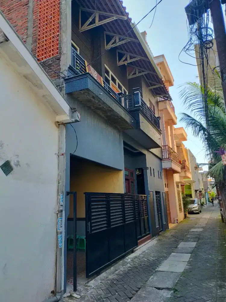 Di jual Rumah Cepat !!! Rumah 2 Lantai