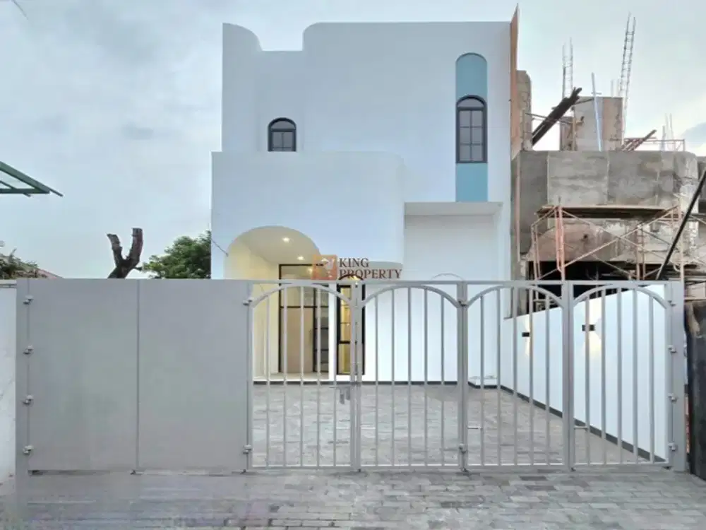 Jual Rumah 150m Design Little Santorini di Meruya Utara Jakarta Barat