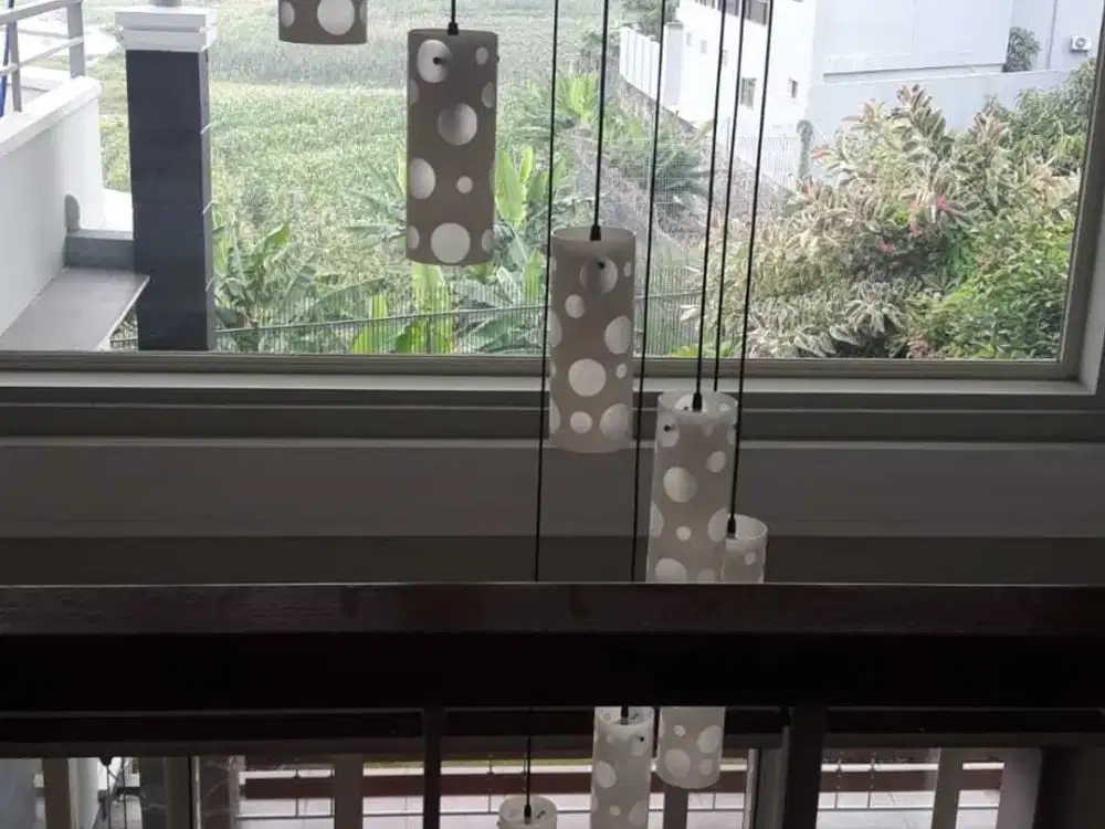 Dijual Rumah Mewah di Kota Baru Parahyangan Bandung, View Danau