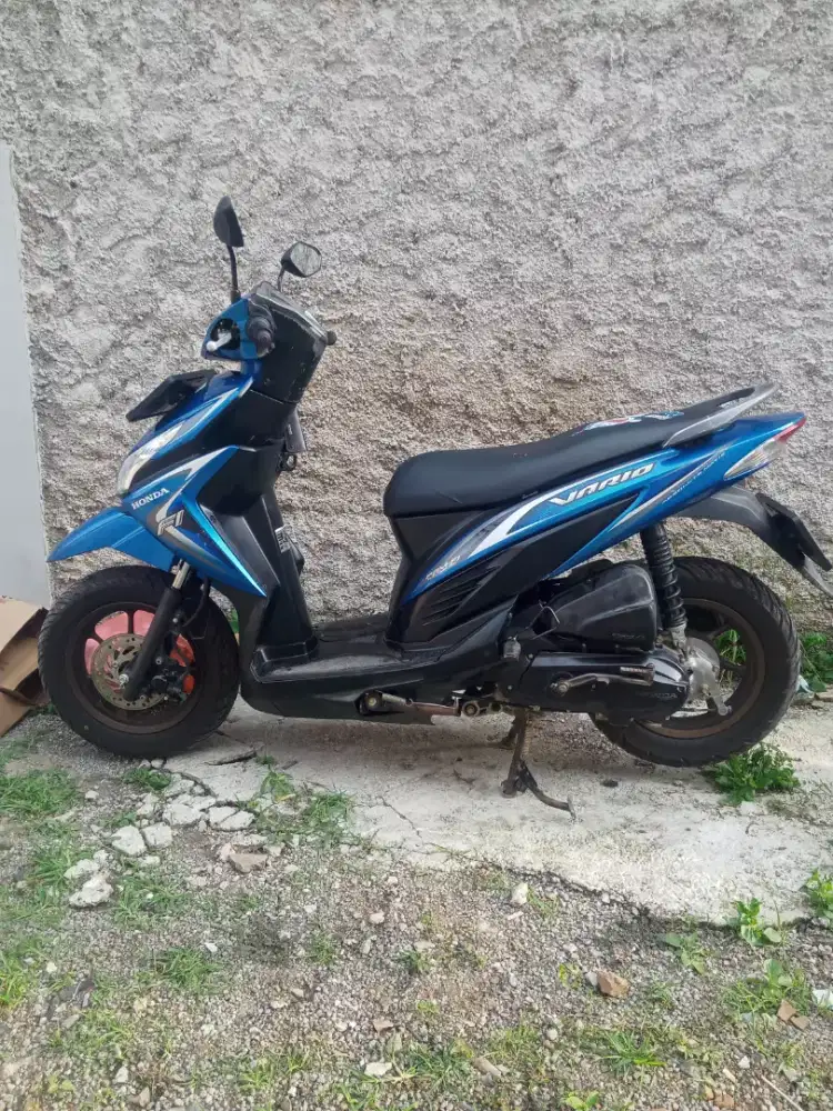 Vario 110 fi led cbs 2015 plat z sumedang