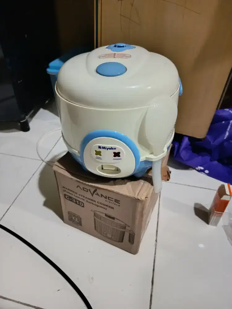 magic com / rice cooker