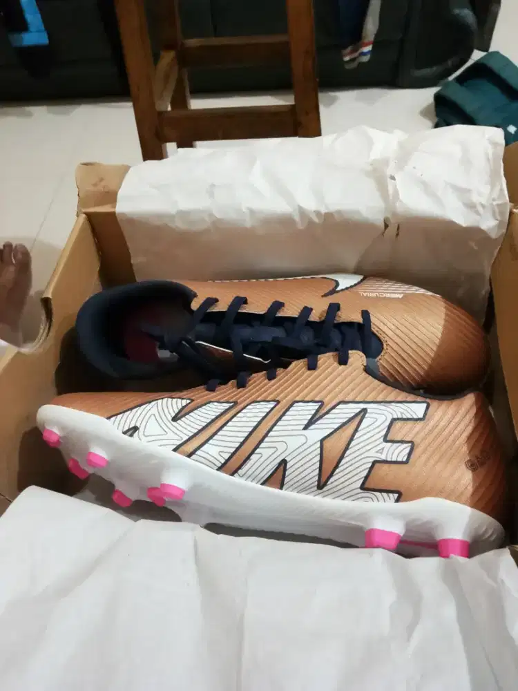 Nike sepatu bola