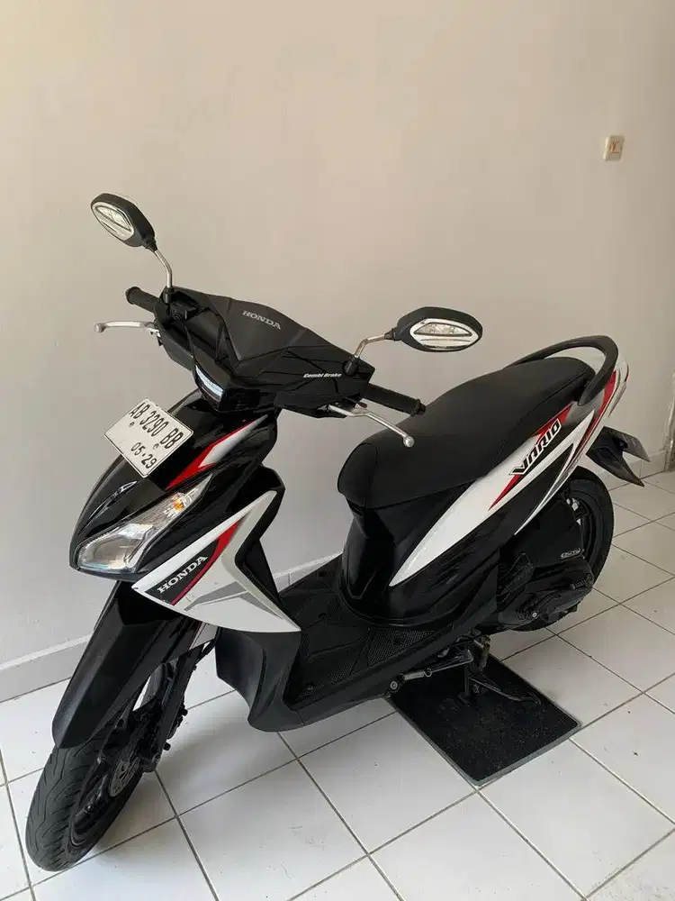 Vario 110 LED ESP CBS Istimewa km 19rb