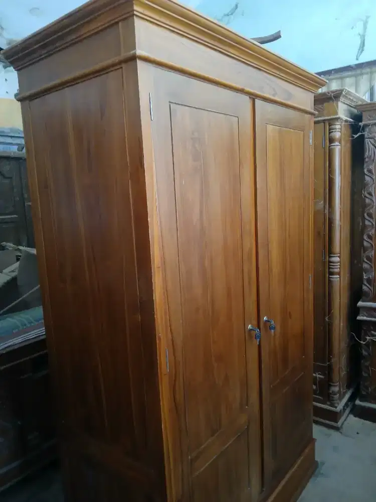 Almari Pakaian pintu 2