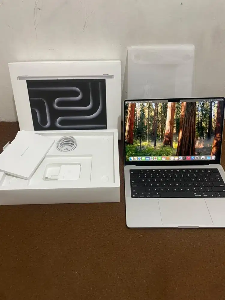Macbook Pro M4 16/512 Resmi Like New
