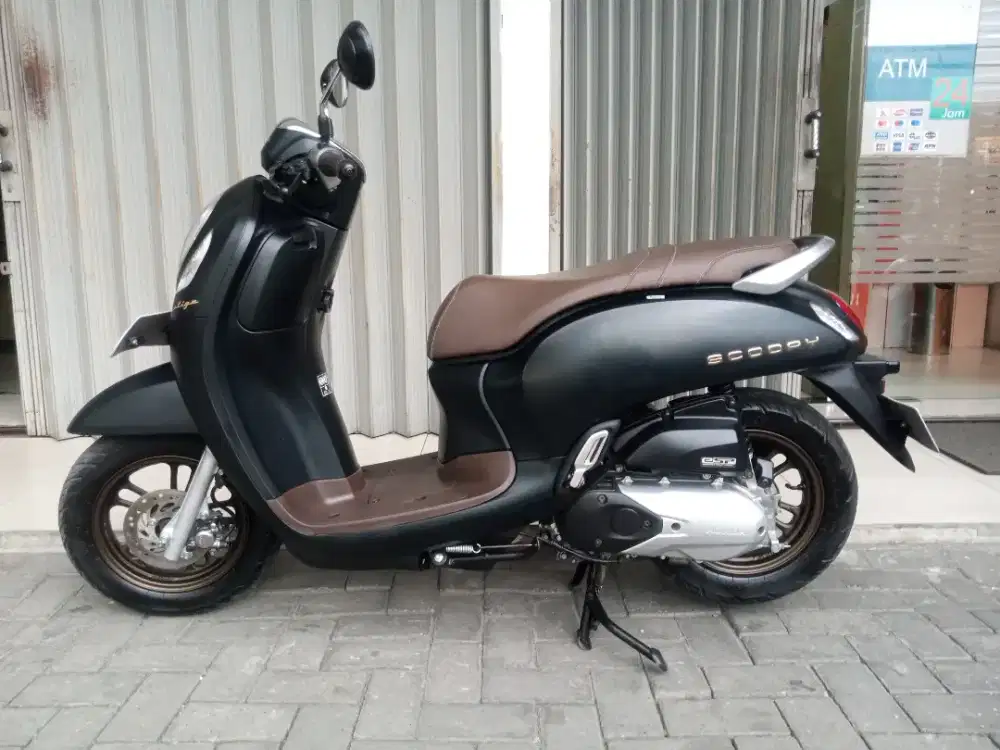 Honda Scoopy Prestige Hitam 2024