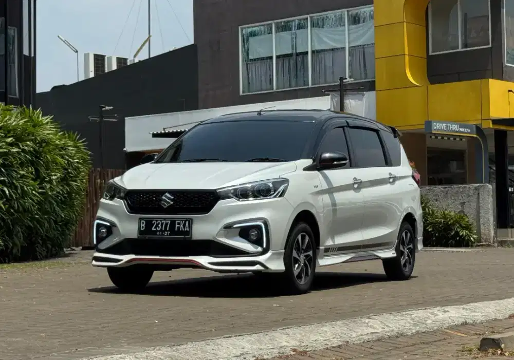 Suzuki Ertiga GT Sport Matic Triptonic A/T 2021 Hitam Pemakaian 2022