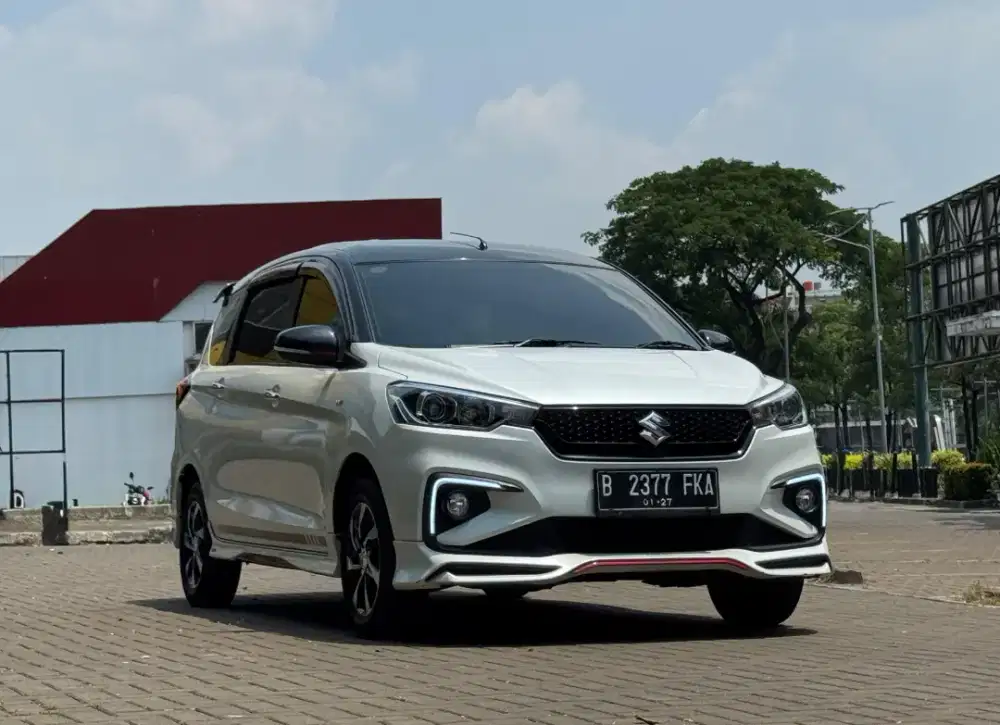 Suzuki Ertiga GT Sport Matic Triptonic A/T 2021 Hitam Pemakaian 2022