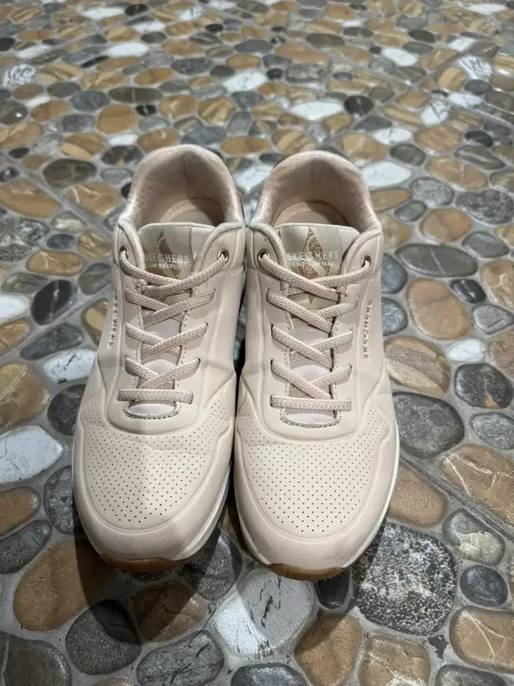 Sepatu Skechers Uno Shimmer Away