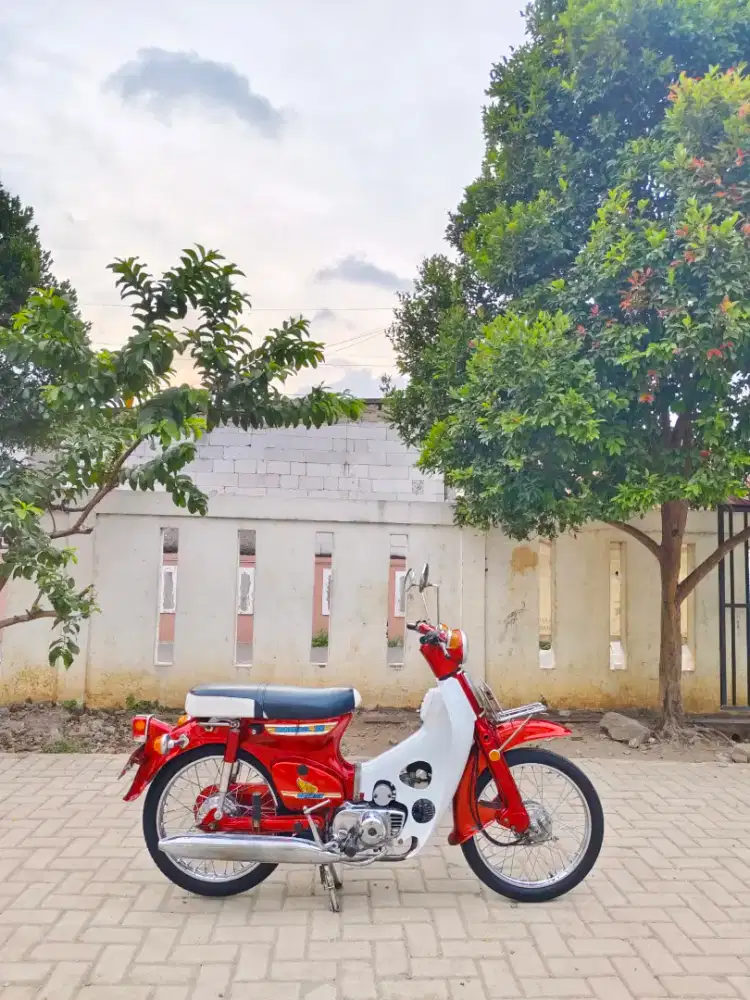 Honda C70 Original Mk2 Merah