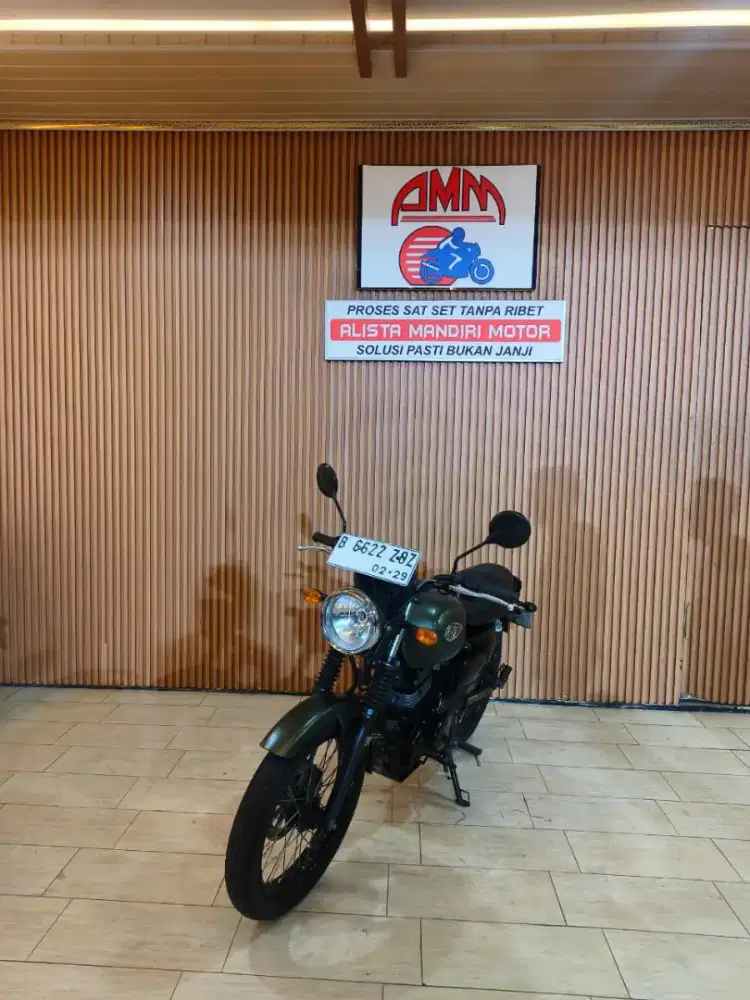 Kawasaki W 175 TAHUN 2018 BISA KREDIT VIA CC