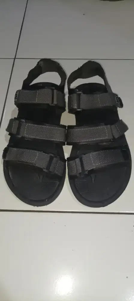 sandal gunung T.V.F fotwear original