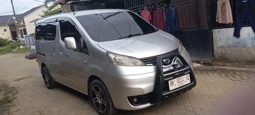 Nisan evalia xv 2014 siap pake