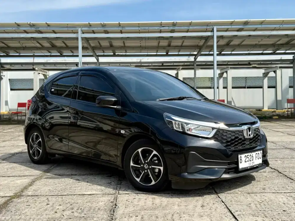 (KM 13RB)Honda Brio E 1.2 AT. Tahun 2024. Hitam. Perfect cond