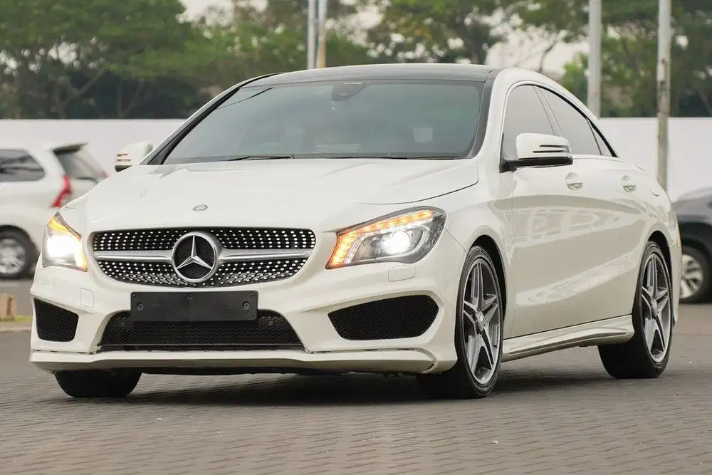 (DP 32jt) Mercedes Benz CLA200 AMG Panoramic 2016