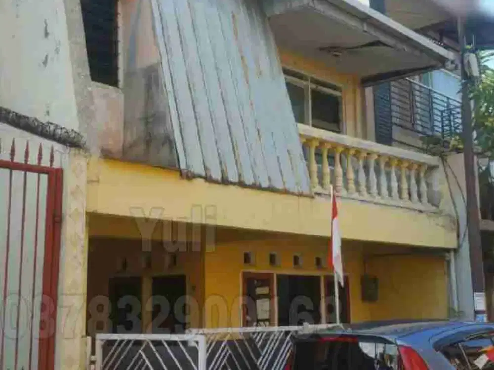 Dijual Rumah Bangunan Lama Tingkat 1,5 Lantai Di Daerah Brumbungan, Semarang