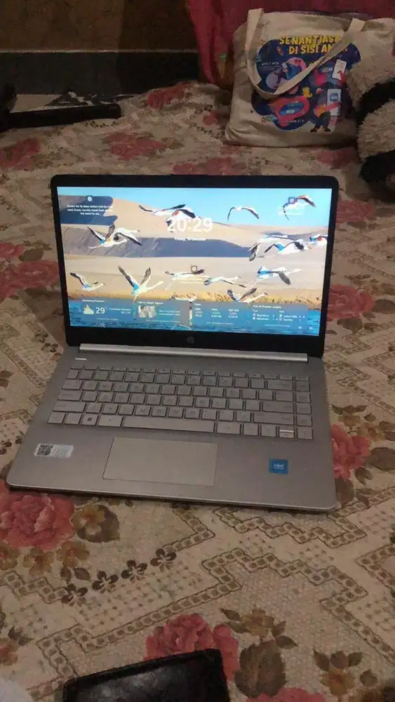 LAPTOP HP 14S 8/256GB