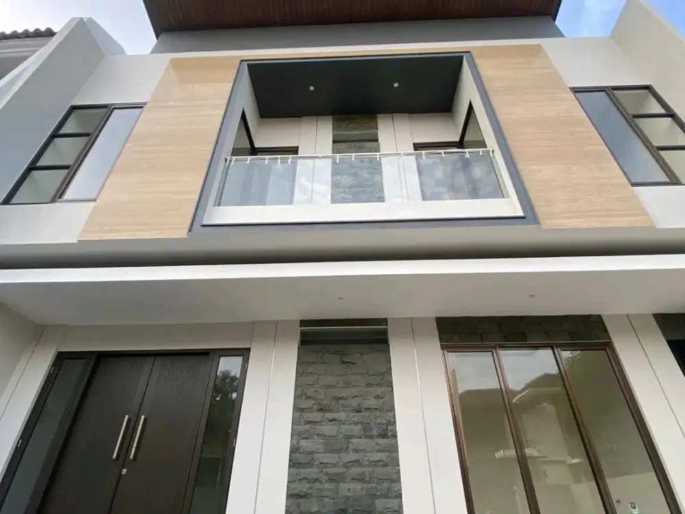 Dijual Rmh Baru Citraland Utama Cluster International Village