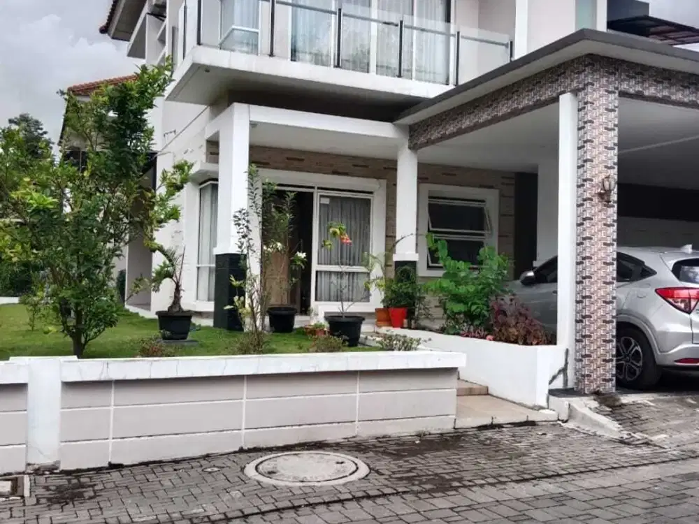 Dijual Rumah di Mayangsunda Kota Baru Parahyangan, Hook Semi Furnished