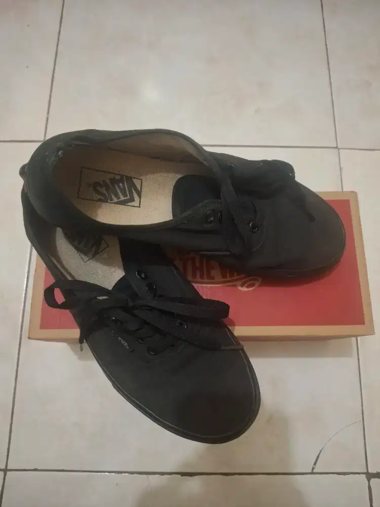 Vans Aunthetic Full Black