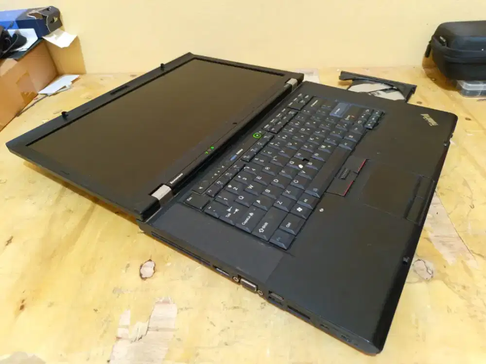 Lenovo T510i Core i5 Ram 4gb Second