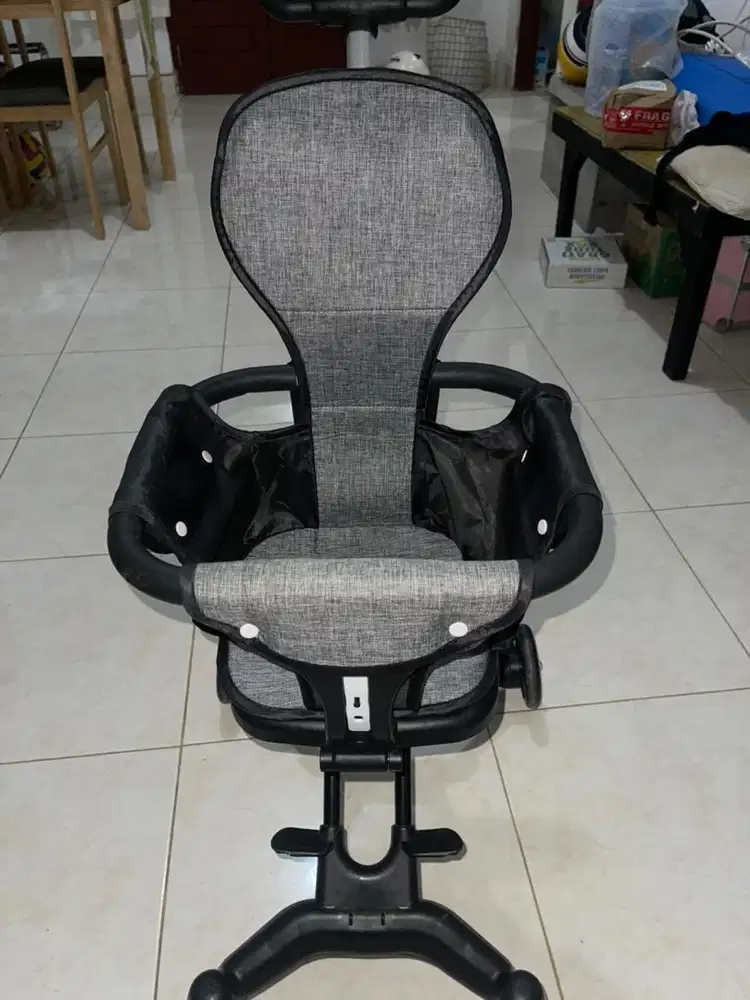 Stroller bayi dorong