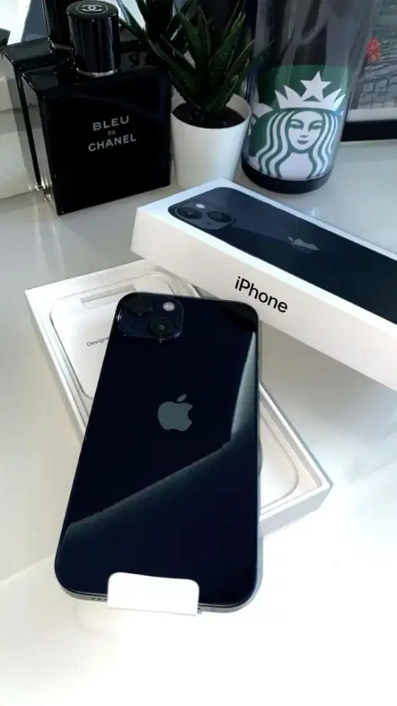 iPhone 13 256GB ibox garansi aktif sampai 2026