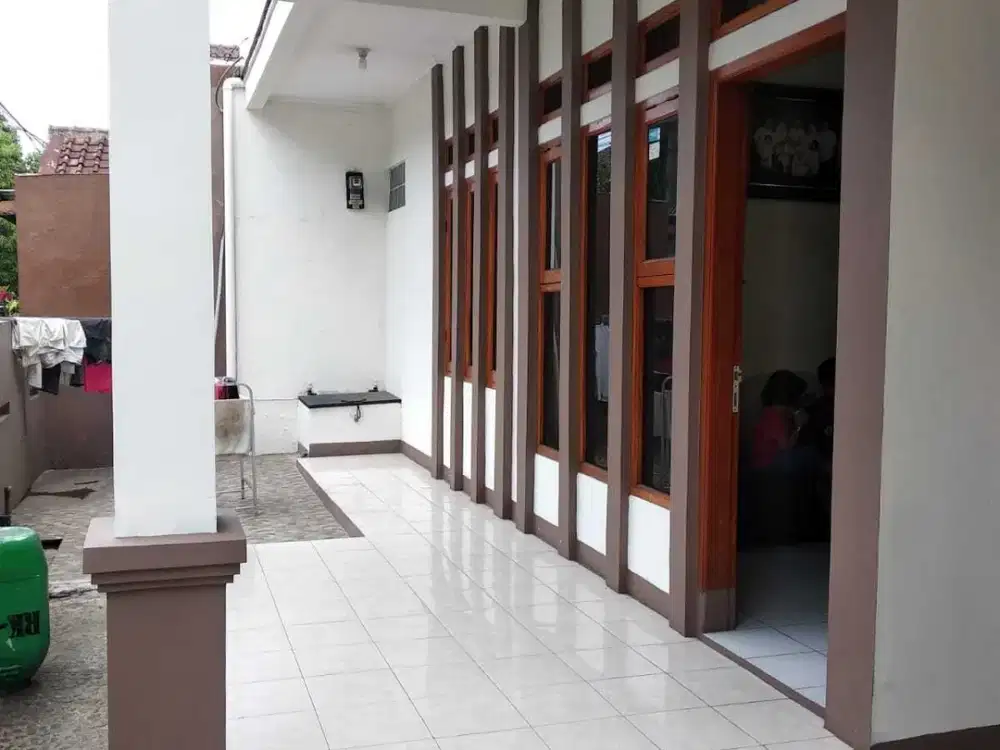 Jual Rumah Tenang dan Nyaman di Komplek Pasir Pogor Bandung, Strategis