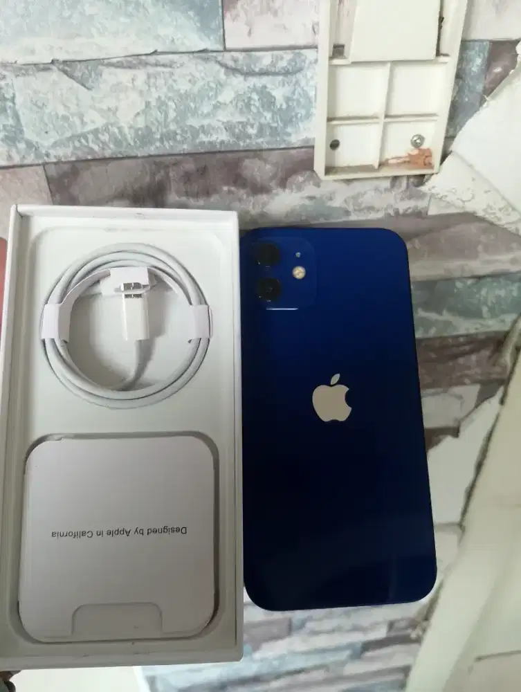 Iphone 12 128gb setara beli baru