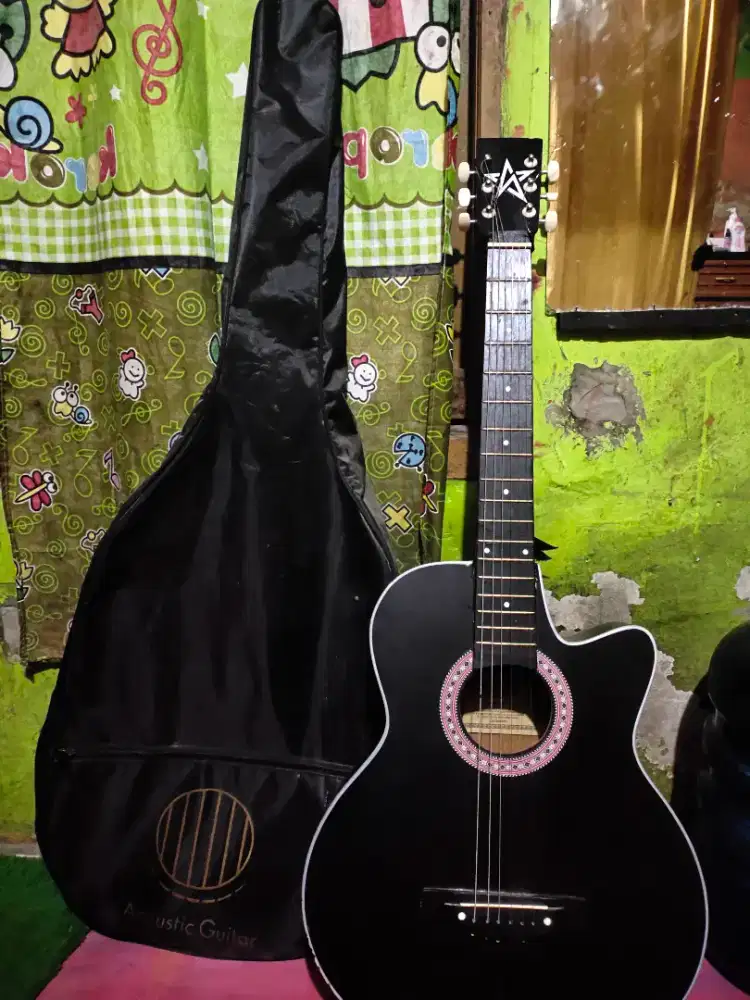 Gitar akustik buat pemula