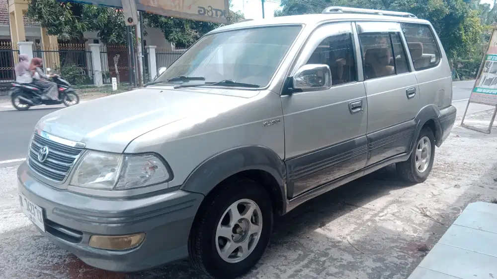 Toyota Kijang 2003 Bensin
