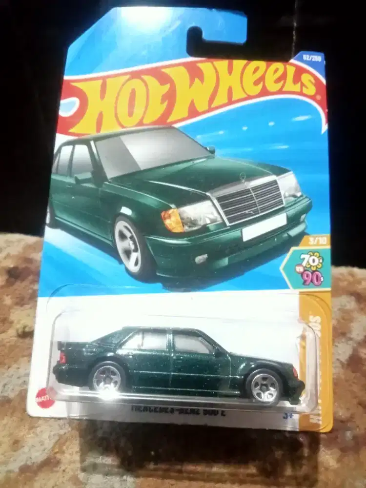 hotwheels mercedes-benz 500sel