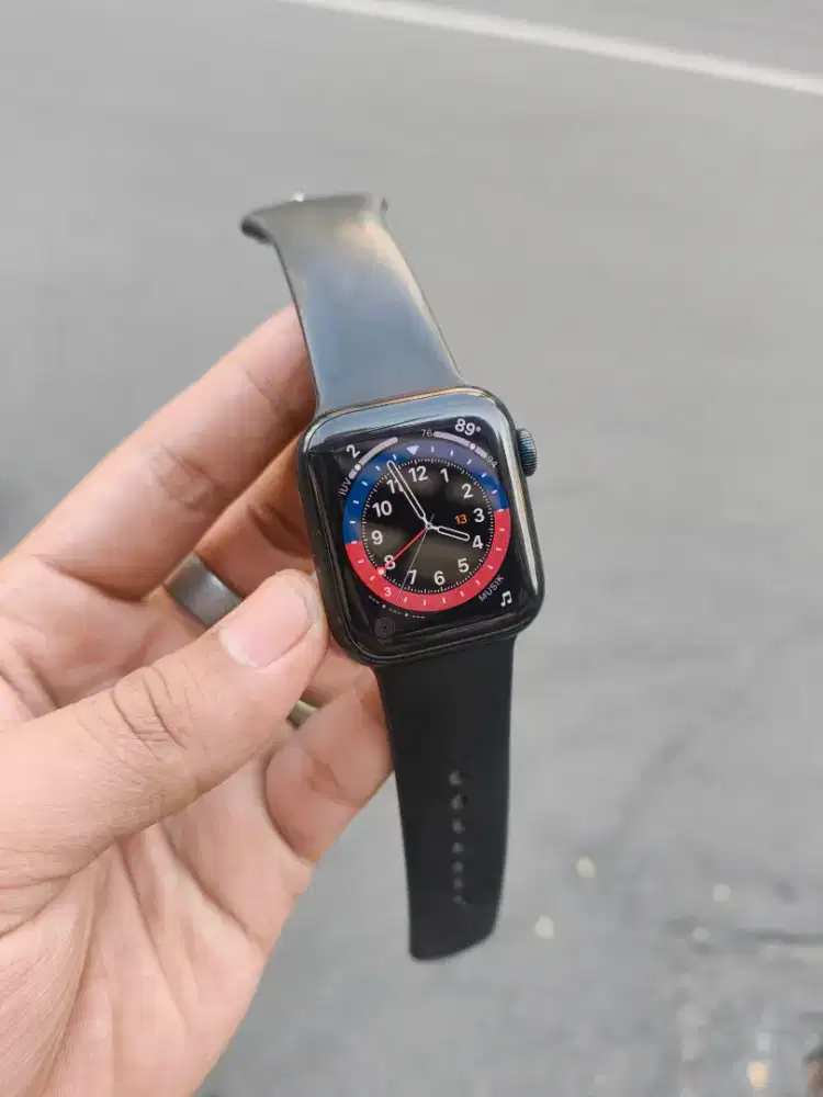 Apple watch SE Gen 2 40mm Mulus super fullset