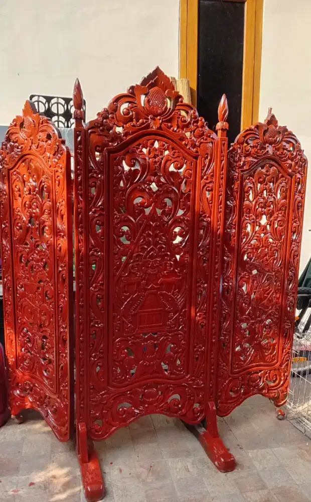Rono/Penyekat Ruangan kayu jati tua warna coklat