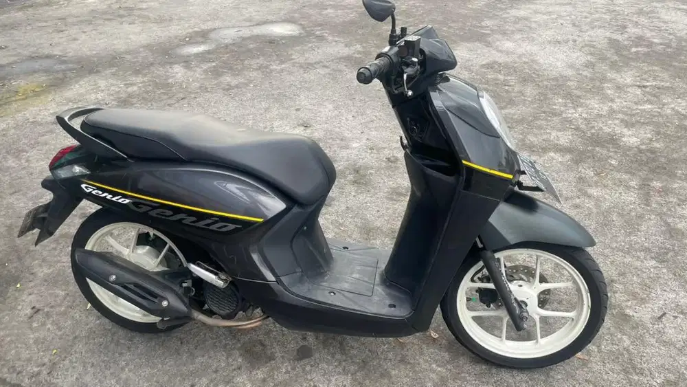 Honda Matik Genio Hitam 2020 tangan pertama