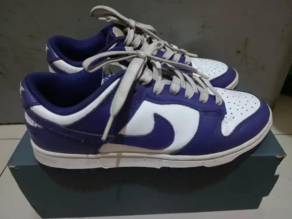 Nike dunk low purple size 40