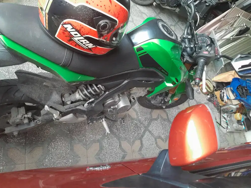 Kawasaki z125 pajak on