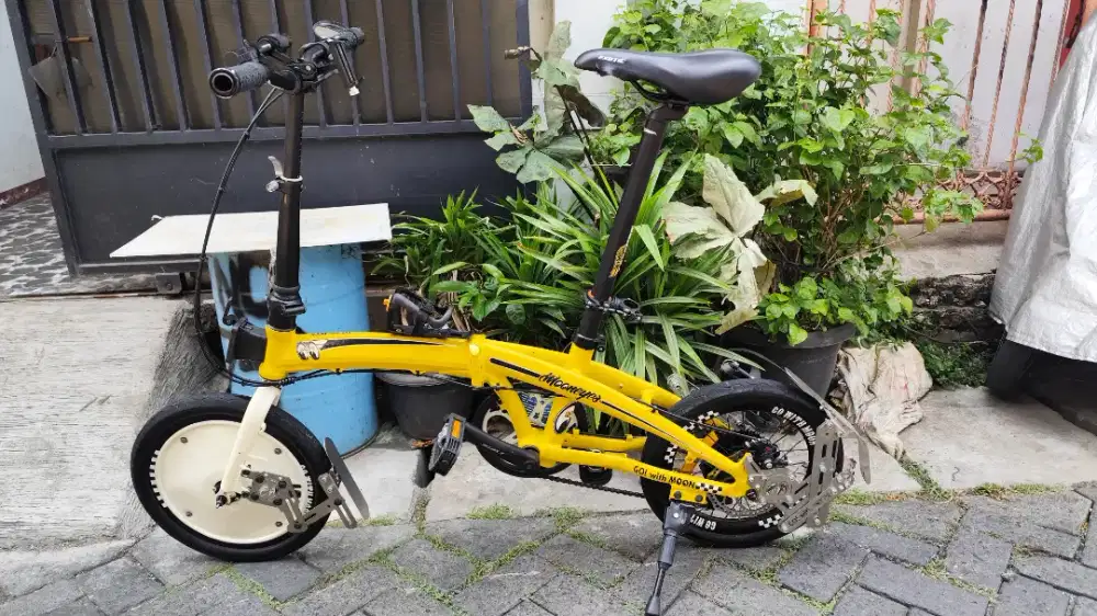sepeda lipat Exotic explore 100 Custom MOONEYES