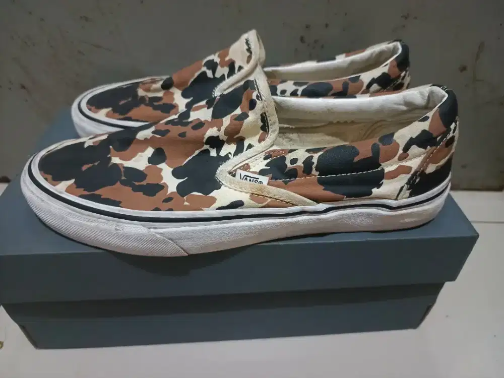 Vans slip on camo cow sz 40