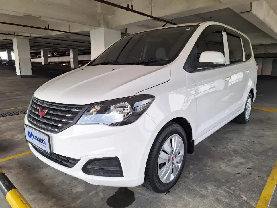 DP RENDAH Wuling Confero 1.5 Bensin-MT 2021 TRU