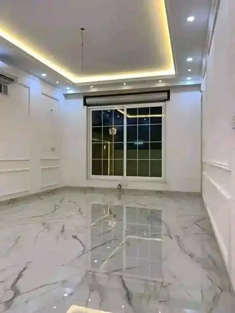 Tukang harian dan borong