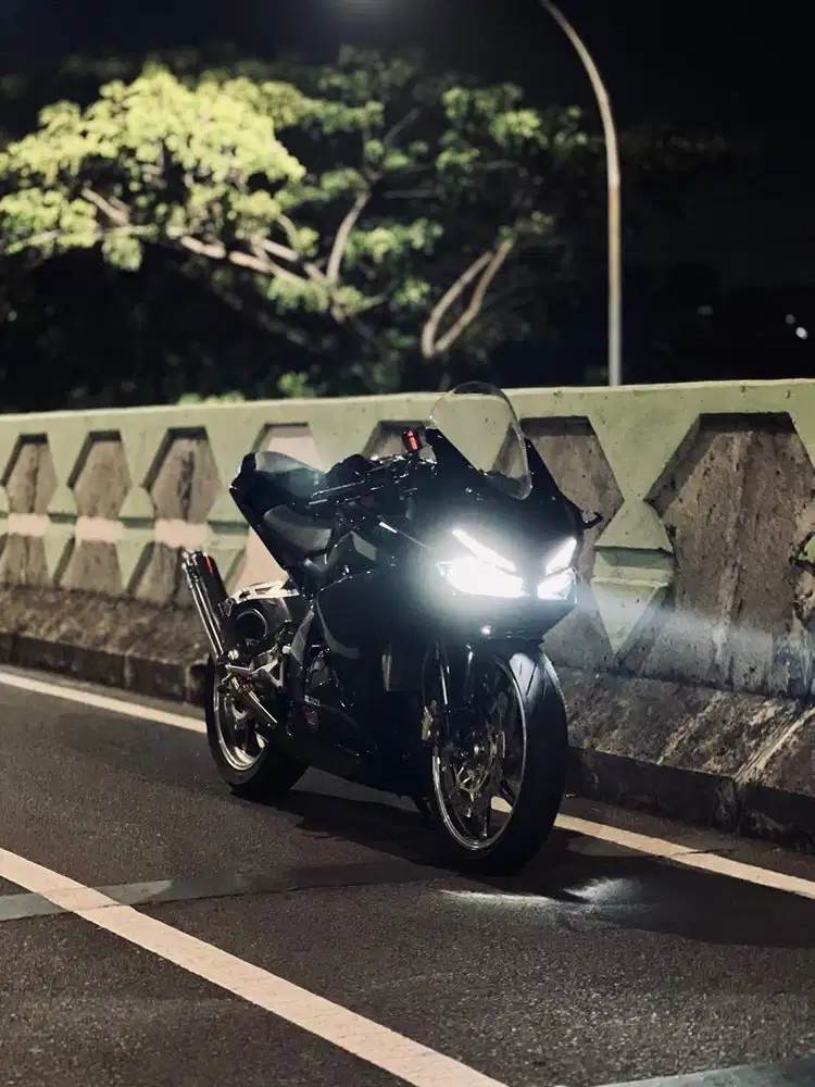 Honda CBR 250rr ( 2021 )