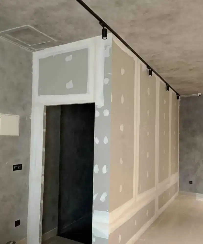 Dinding partisi gypsum atau kalsyboard