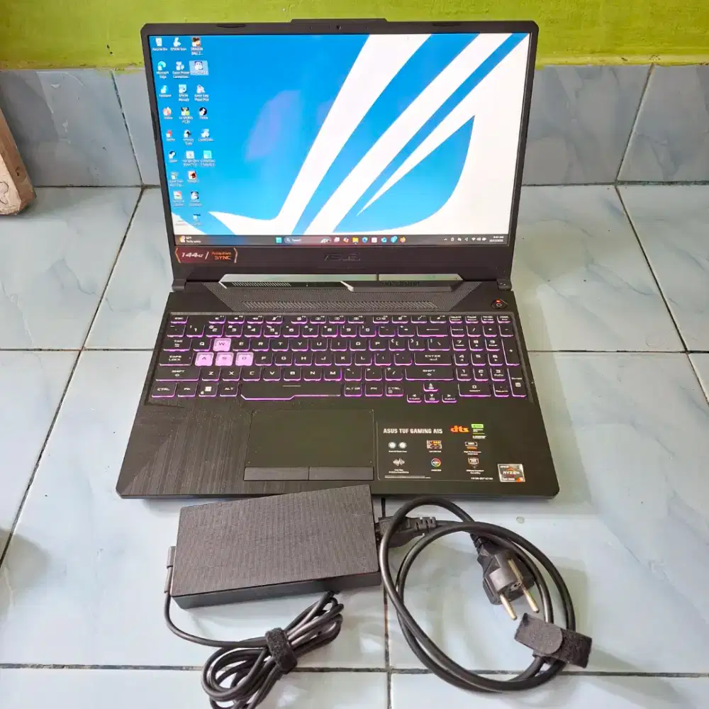 ASUS TUF GAMING A15 AMD R5 77535H RTX 3050